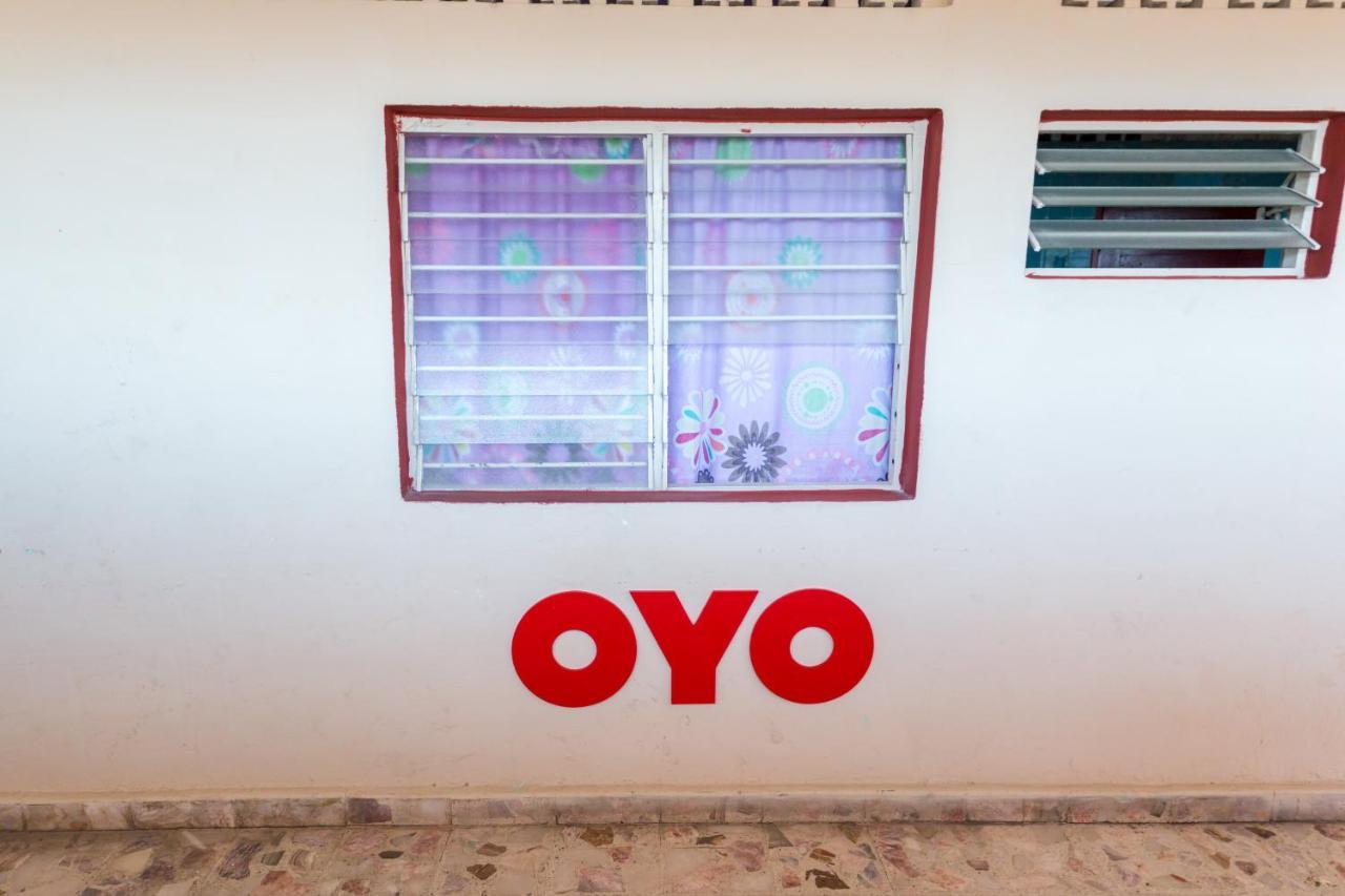 Oyo Hotel Rubi シワタネホ エクステリア 写真