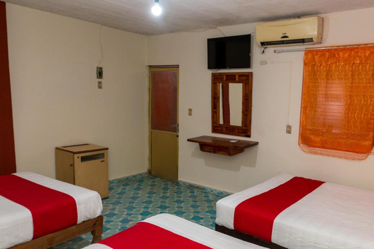 Oyo Hotel Rubi シワタネホ エクステリア 写真